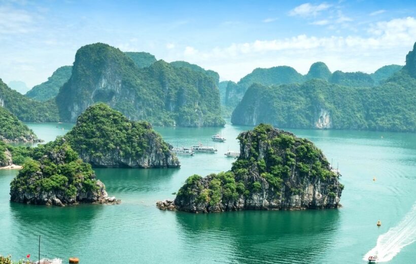 Paket Tour Hanoi Halong Bay 5 hari 4 malam Nginap Di Kapal