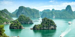 4D3N Paket Tour Vietnam Hanoi Halong OVERNIGHT CRUISE