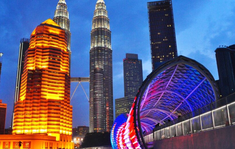 Paket Tour Malaysia 4 Hari 3 Malam