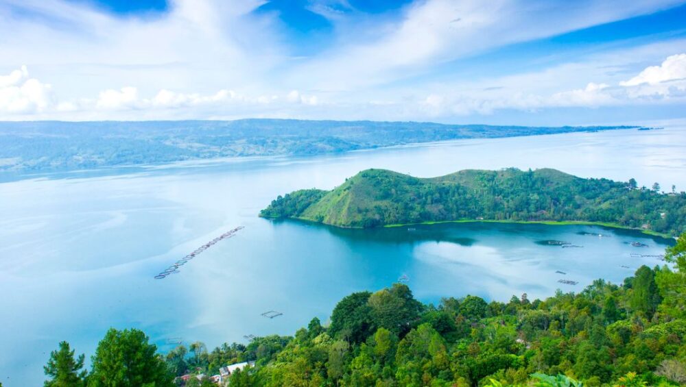 Paket Wisata Danau Toba 2 Hari 1 Malam