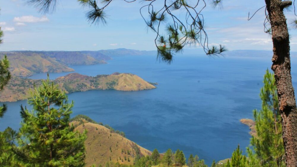 Paket Wisata Medan 3 Hari 2 Malam toba