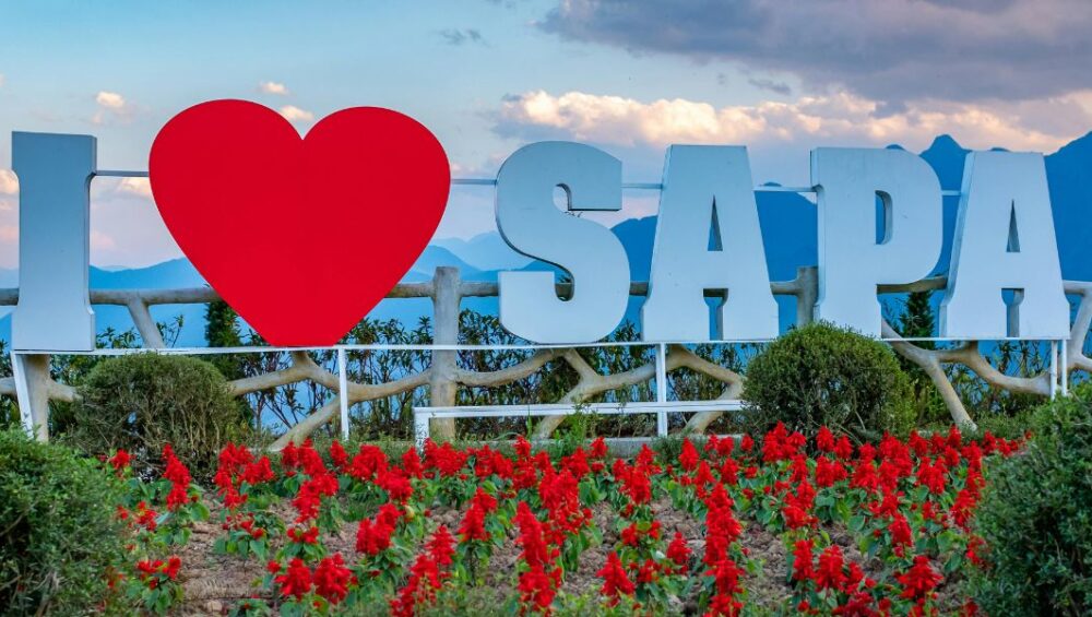 paket tour vietnam 6 hari 5 malam